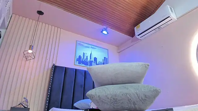 viiolett lee online show from 04-08-26, 09:04