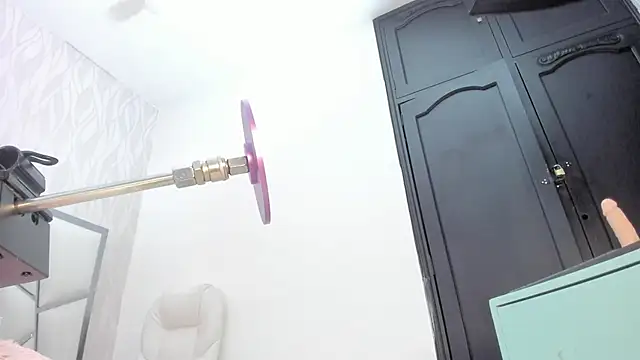 Snapshot of Victoriaa_millers chatting on 03-10-26, 08:36 Victoriaa millers online show from 03-10-26, 08:36