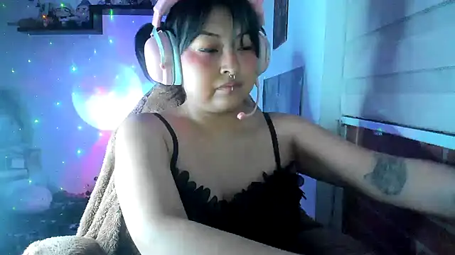 Shaddycute  online show from 04-29-26, 02:15