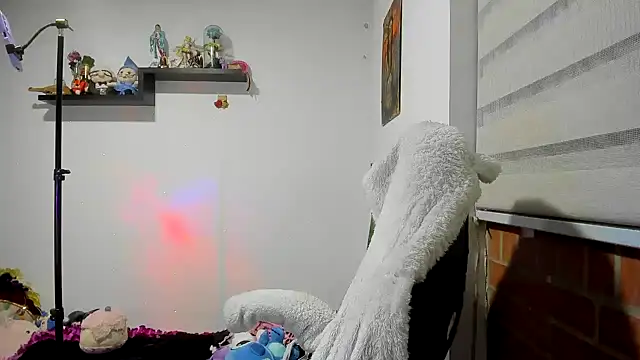 Shaddycute  online show from 05-27-26, 02:08