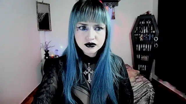 Snapshot of DimmuandDarkness chatting on 06-13-26, 06:11 DimmuandDarkness online show from 06-13-26, 06:11