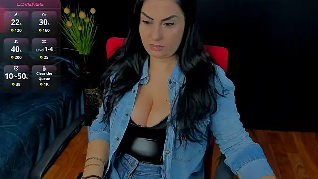 Snapshot of MistressMeghan chatting on 02-05-26, 10:47 MistressMeghan online show from 02-05-26, 10:47