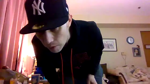 kollzCloudzz online show from 04-08-26, 08:03