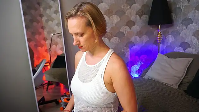 UmaTruewoman online show from 06-02-26, 05:53