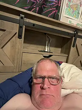 Mimmoromeo1973 online show from 04-15-26, 04:52