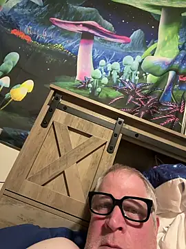 Mimmoromeo1973 online show from 04-18-26, 06:06