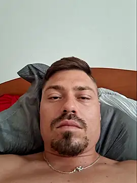 Snapshot of ionut_prince chatting on 07-01-26, 08:16 ionut prince online show from 07-01-26, 08:16
