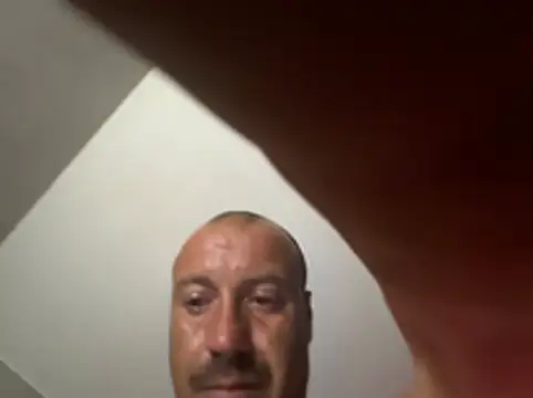 Snapshot of Nikolaiyy chatting on 06-22-26, 02:24 Nikolaiyy online show from 06-22-26, 02:24