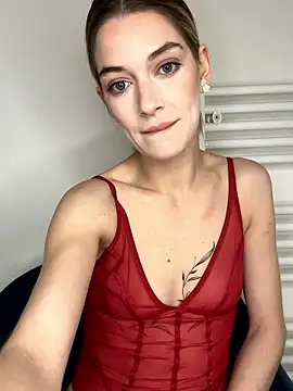 Snapshot of Lolitaxlola chatting on 01-18-26, 04:55 Lolitaxlola online show from 01-18-26, 04:55