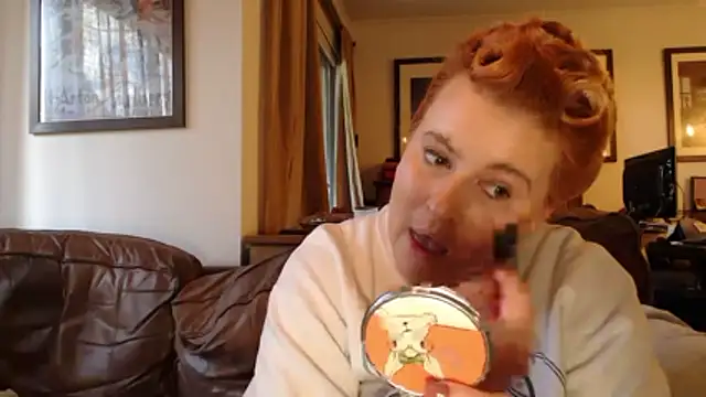 Snapshot of JosieAndYou chatting on 02-14-26, 11:18 JosieAndYou online show from 02-14-26, 11:18