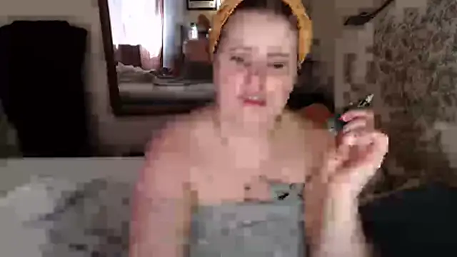 Snapshot of JosieAndYou chatting on 03-28-26, 12:16 JosieAndYou online show from 03-28-26, 12:16