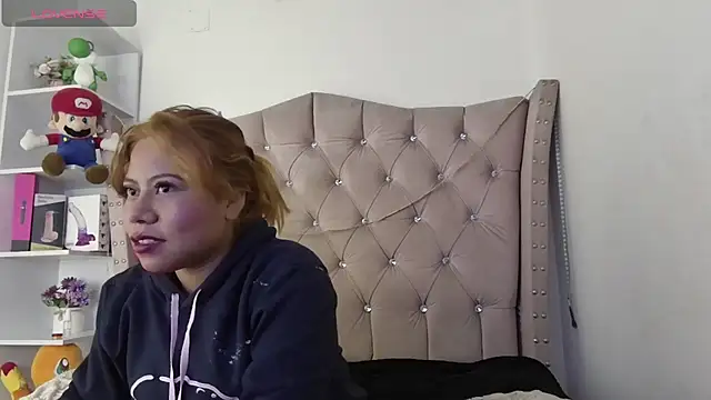 Sweet Orianaa online show from 07-12-26, 11:34
