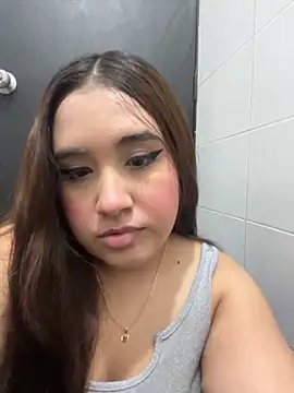 Snapshot of melyescobar chatting on 11-27-25, 03:30 melyescobar online show from 11-27-25, 03:30