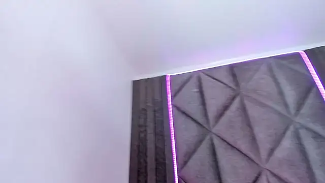 BriaConner  online show from 03-19-25, 06:57