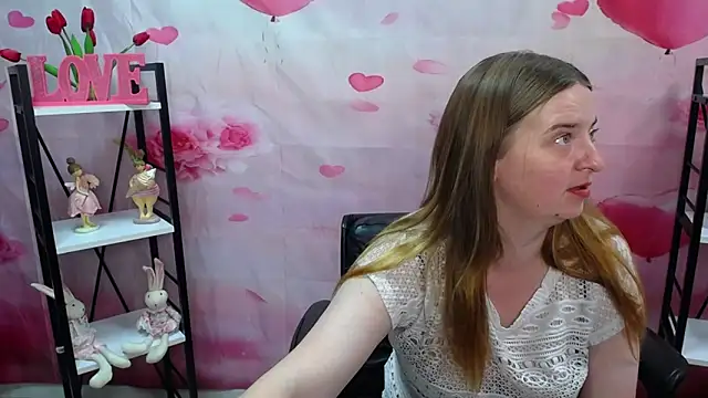 Snapshot of FreyaDak chatting on 05-26-26, 05:09 FreyaDak online show from 05-26-26, 05:09