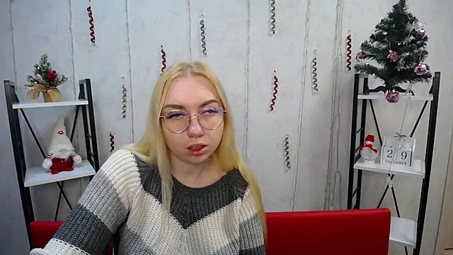 BeatriceFly online show from 12-30-24, 06:20