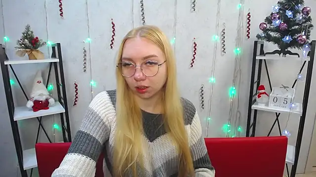 BeatriceFly online show from 01-05-25, 06:13