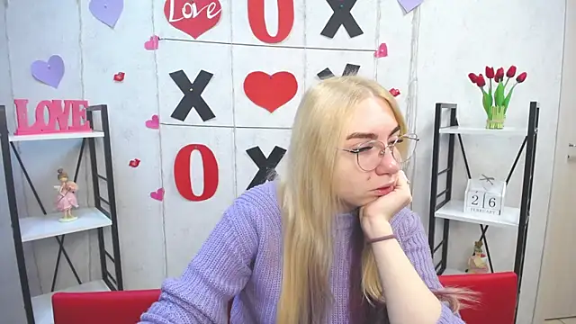 BeatriceFly online show from 02-27-25, 06:07