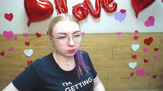 BeatriceFly online show from 03-16-25, 12:55