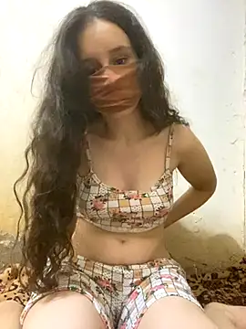 Chahrazad66 online show from 10-13-25, 12:43