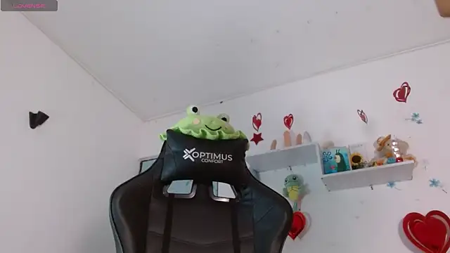 Snapshot of miss_valery2 chatting on 02-22-26, 02:34 miss valery2 online show from 02-22-26, 02:34