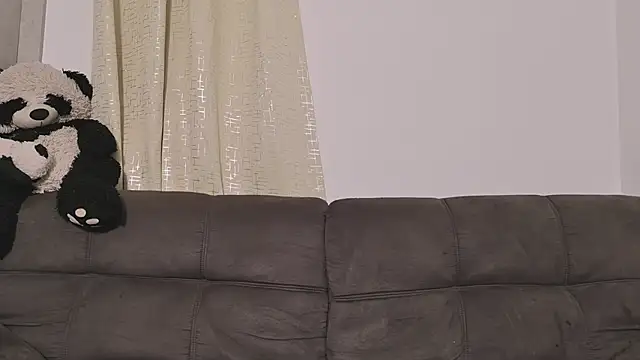 Snapshot of miss_valery2 chatting on 07-13-26, 02:36 miss valery2 online show from 07-13-26, 02:36