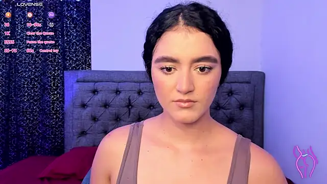 Adhara-zanne online show from 05-25-26, 04:02