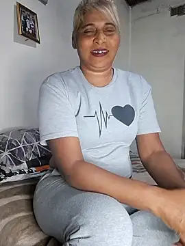 Goodgirlsue 77 online show from 07-20-26, 06:54