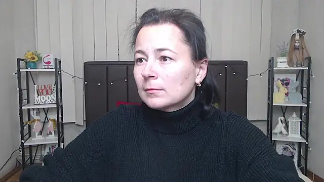 MarieSho online show from 10-15-25, 06:13