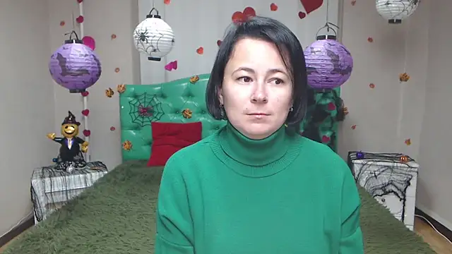 MarieSho online show from 10-22-25, 06:02