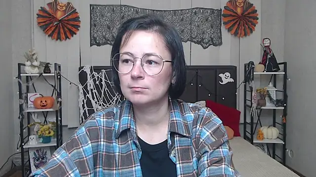 MarieSho online show from 10-29-25, 07:21