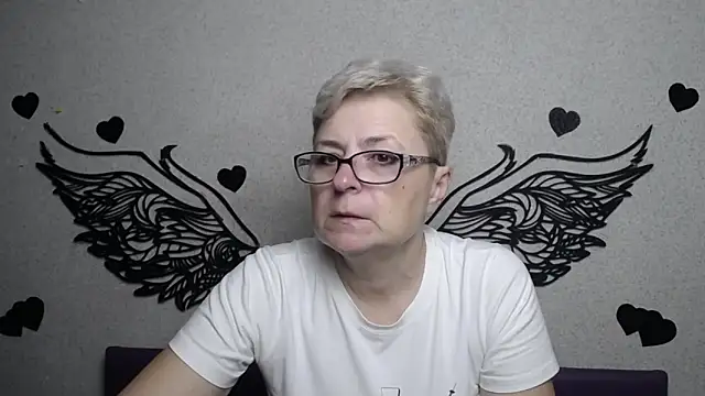 EmiliaGree online show from 11-21-25, 06:06