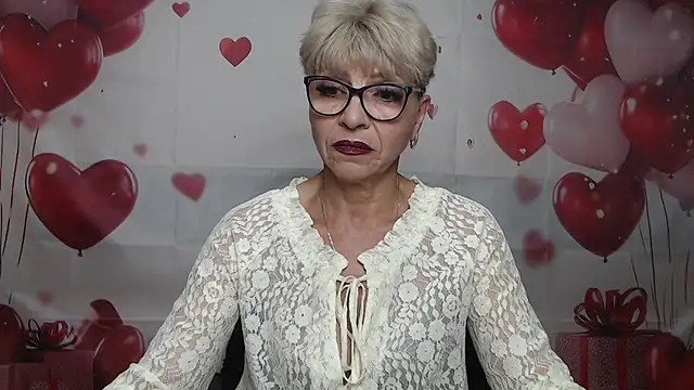 EllaBonito online show from 05-24-26, 05:45