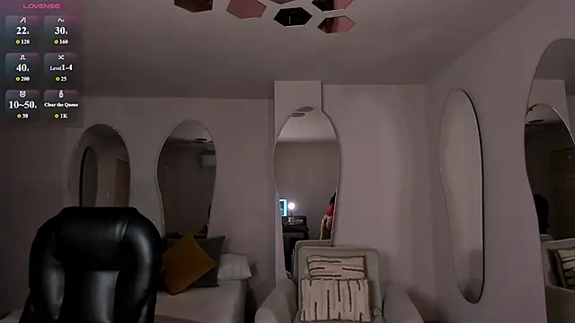 Snapshot of ValeriaVelvet chatting on 04-03-26, 12:03 ValeriaVelvet online show from 04-03-26, 12:03