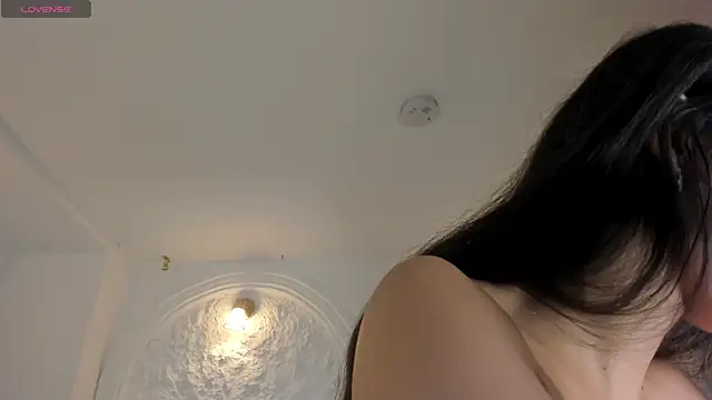 Snapshot of ValeriaVelvet chatting on 04-17-26, 12:08 ValeriaVelvet online show from 04-17-26, 12:08