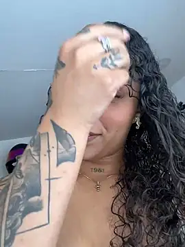 Snapshot of MarieLeon chatting on 01-09-26, 07:37 MarieLeon online show from 01-09-26, 07:37