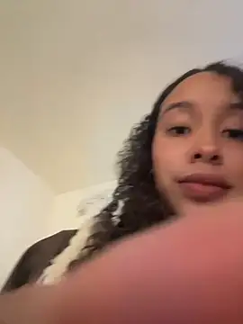 Snapshot of MarieLeon chatting on 01-31-26, 07:12 MarieLeon online show from 01-31-26, 07:12