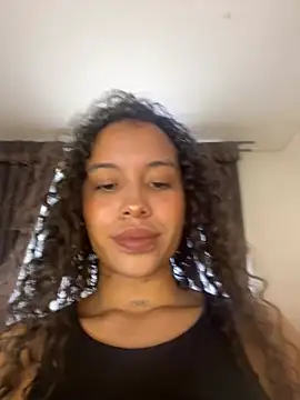 MarieLeon online show from 06-15-26, 08:22