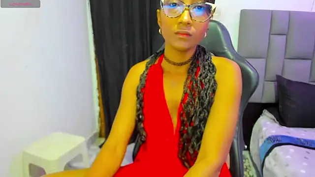 Snapshot of MurphyAngelina chatting on 07-01-26, 03:19 MurphyAngelina online show from 07-01-26, 03:19