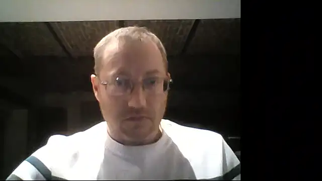 Snapshot of nicolaslapin87 chatting on 01-12-26, 05:18 nicolaslapin87 online show from 01-12-26, 05:18