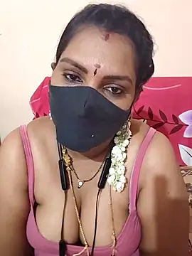 Snapshot of nisha_20 chatting on 02-27-25, 03:05 nisha 20 online show from 02-27-25, 03:05