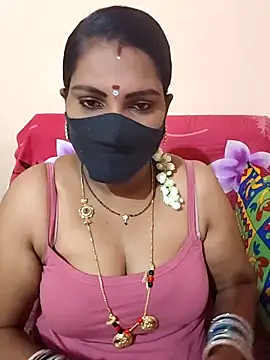 Snapshot of nisha_20 chatting on 03-03-25, 06:44 nisha 20 online show from 03-03-25, 06:44