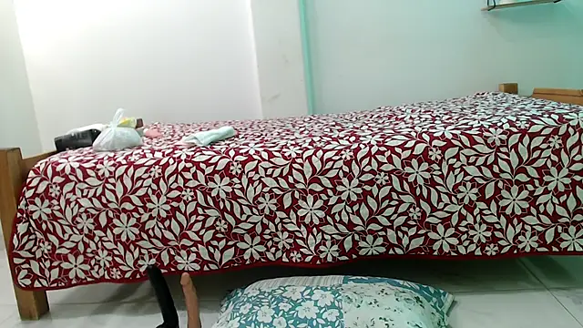 evaleribigtits18 online show from 04-24-26, 12:57