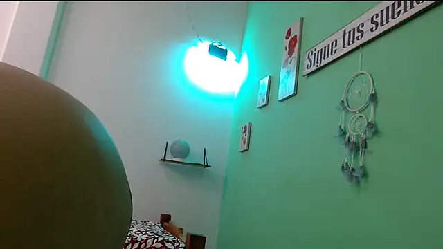 evaleribigtits18 online show from 04-27-26, 01:36