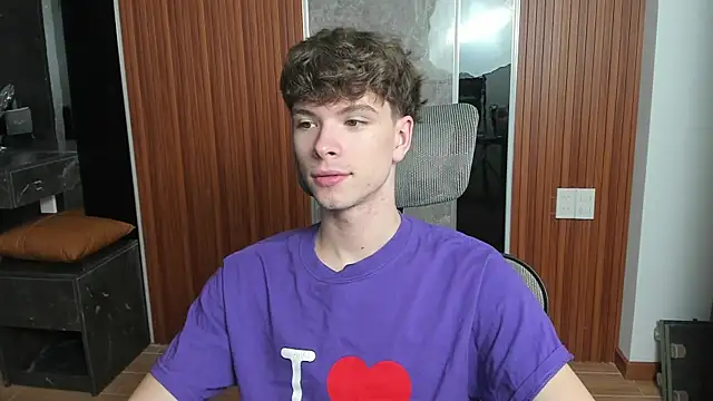 calvin love you online show from 04-08-26, 05:13