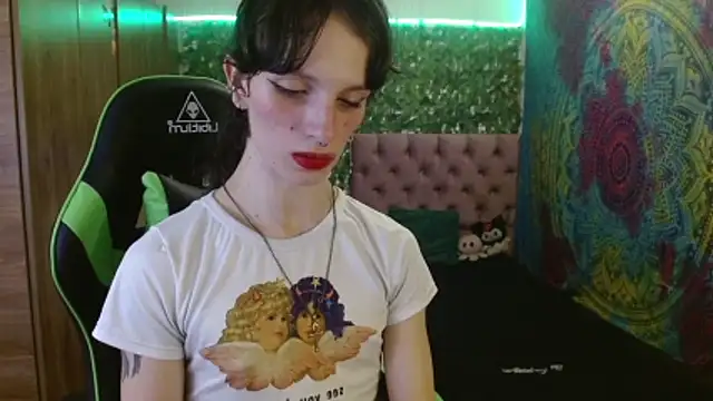 BurningVenus12 online show from 05-01-26, 04:28