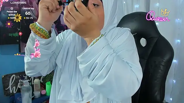 Snapshot of Falak-Yasin chatting on 03-06-26, 11:39 Falak-Yasin online show from 03-06-26, 11:39