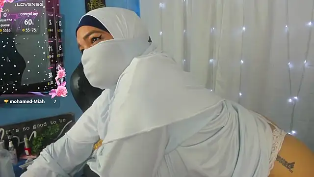 Snapshot of Falak-Yasin chatting on 03-30-26, 12:28 Falak-Yasin online show from 03-30-26, 12:28