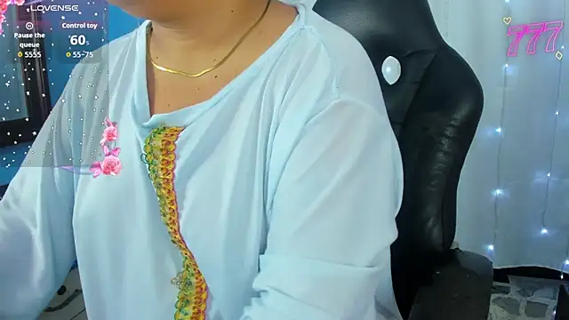 Snapshot of Falak-Yasin chatting on 04-06-26, 12:17 Falak-Yasin online show from 04-06-26, 12:17