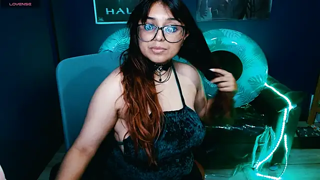 X CHERRY XX online show from 02-02-25, 10:17